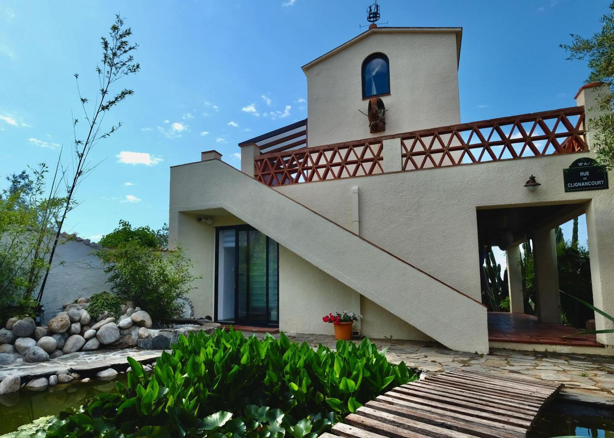Torre Costa Brava Daire Garrigás Dış mekan fotoğraf
