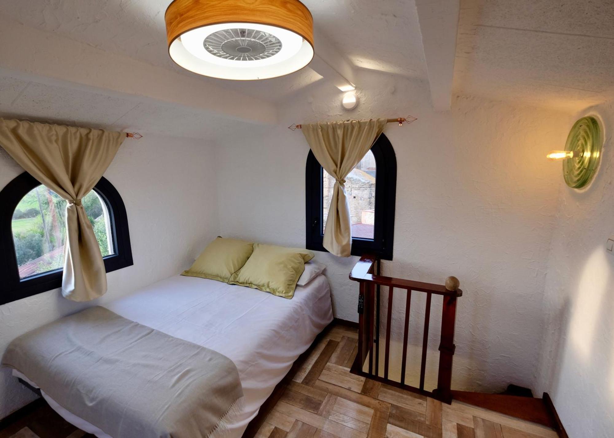 Torre Costa Brava Daire Garrigás Dış mekan fotoğraf
